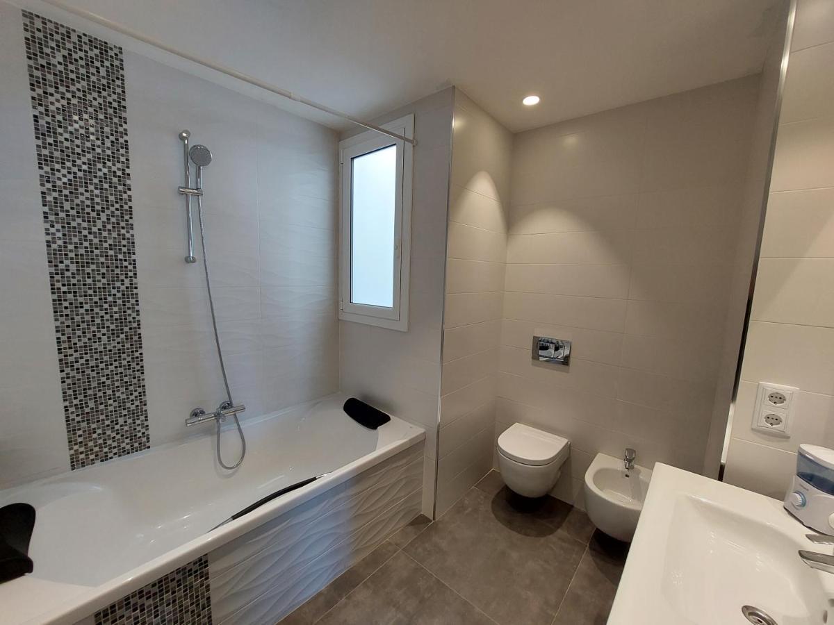 Apartmán Atic Al Centre De Girona Exteriér fotografie